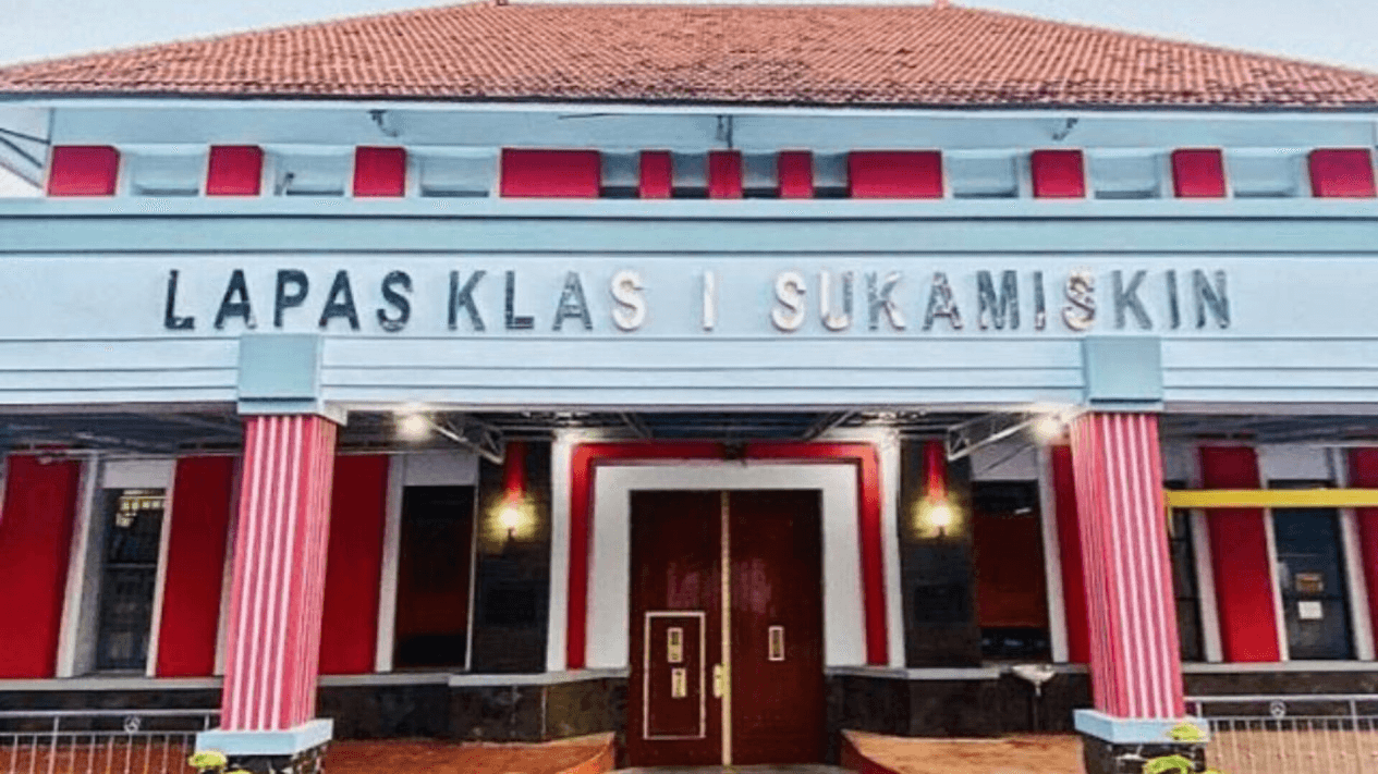 Gerbang Lapas Kelas I Sukamiskin Bandung